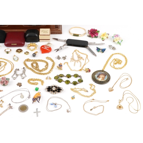 2567 - Vintage and later costume jewellery including brooches, necklaces, rings and earrings housed in a ma... 