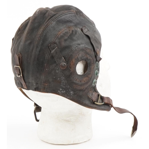 690 - British military World War II flying hat/helmet