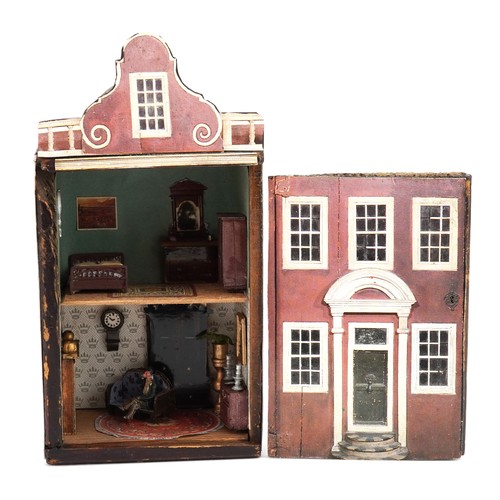 408 - Pine doll's house diorama in the form of a Georgian house, 13cm high