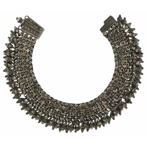 496 - Indian 800 grade silver anklet, probably from Ratangarh 21cm in length, 113g