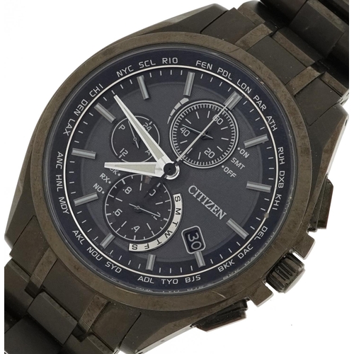 2609 - Citizen, gentlemen's Citizen Eco-Drive radio controlled chronograph wristwatch with box and paperwor... 