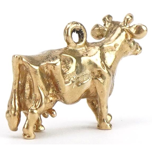 2175 - 9ct gold cow charm, 1.8cm wide, 3.2g