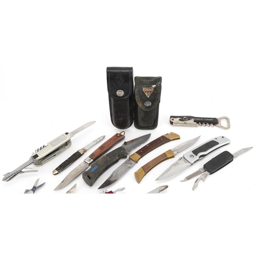 1491 - Collection of folding pocket knives and multi tools including Swiss Army style