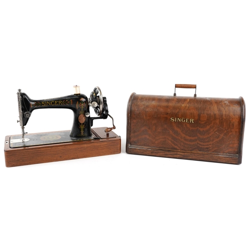 1817 - Vintage Singer sewing machine with oak case, 50cm in length