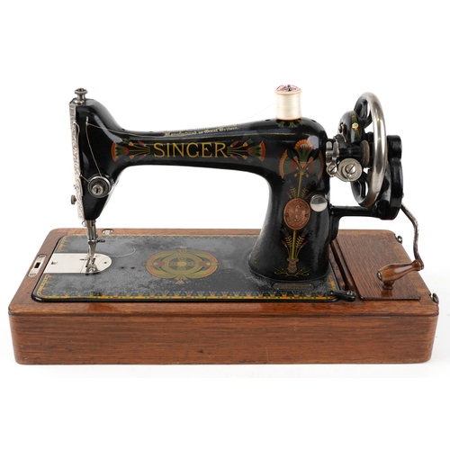 1817 - Vintage Singer sewing machine with oak case, 50cm in length