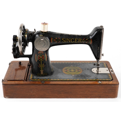 1817 - Vintage Singer sewing machine with oak case, 50cm in length