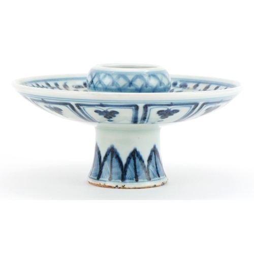 1613 - Chinese blue and white porcelain stem dish hand painted with flowers, 17.5cm in diameter