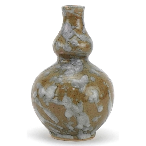 1629 - Chinese porcelain splashed double gourd vase having a green and grey glaze, 17cm high