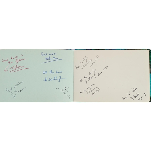 906 - Various sporting interest tennis autographs arranged in an album including Wimbledon 1972