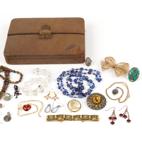 2570 - Vintage and later jewellery, some silver, including crystal necklaces, threepenny bit earrings, broo... 