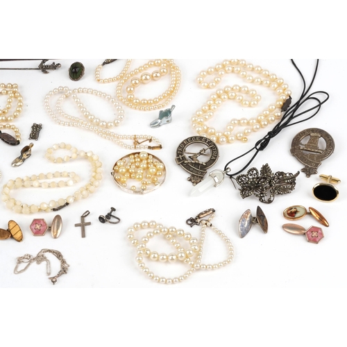 2550 - Vintage and later costume jewellery, some silver, and military badges including pearl necklace with ... 