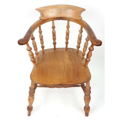 1082 - Hardwood smoker's bow chair, 83cm high