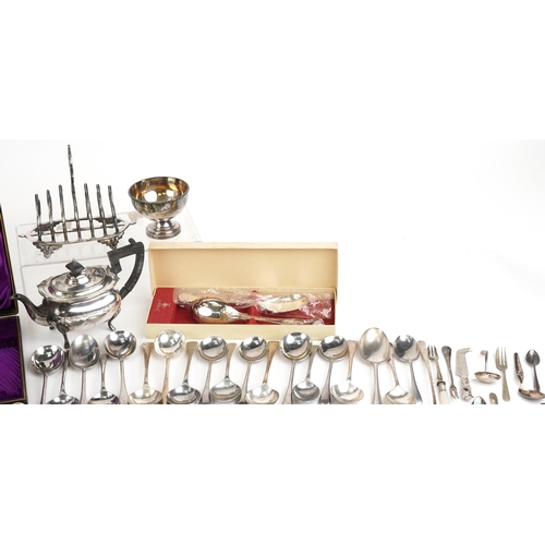 1339 - Silver plated, gold plated and stainless steel including flatware, some WMF, Walker & Hall teapot an... 