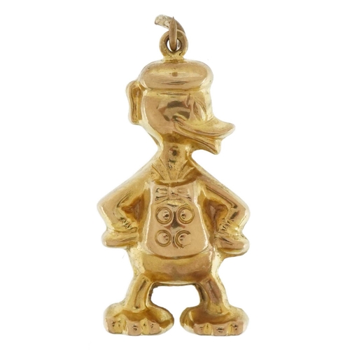 2135 - Large 9ct gold Donald Duck charm, 2.9cm high, 2.1g