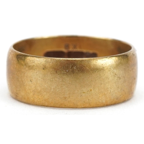 2102 - 9ct gold wedding band, size R, 5.6g