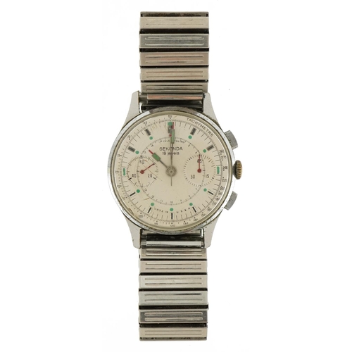 2037 - Sekonda, vintage gentlemen's Sekonda chronograph manual wristwatch, 36mm in diameter
