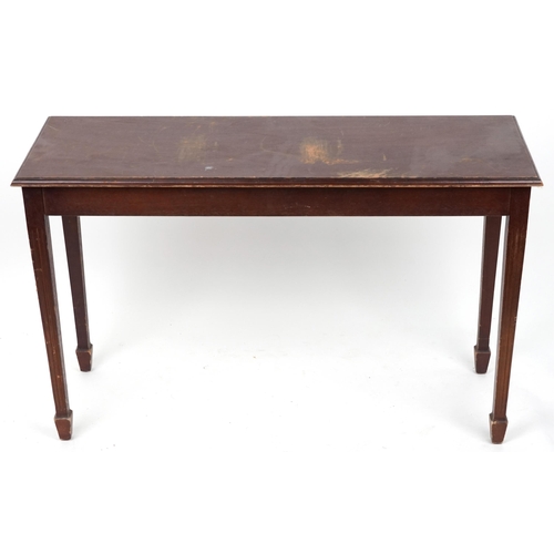 1072 - Mahogany side table on tapering legs, 74.5cm H x 121.5cm W x 45.5cm D