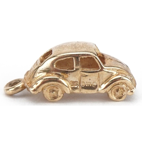 2158 - 9ct gold Volkswagen Beetle charm, 1.8cm in length, 2.1g