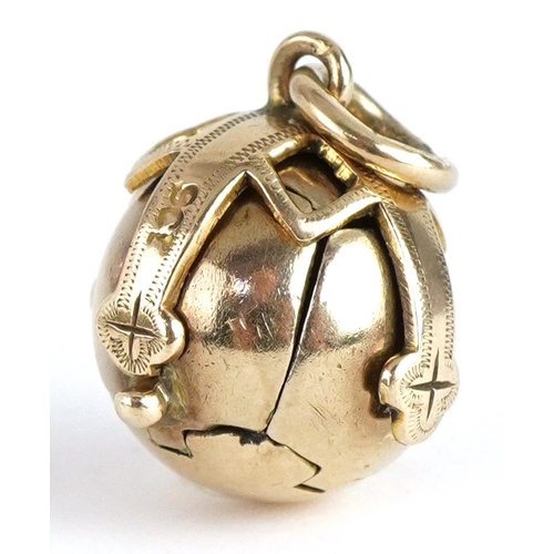 2086 - 9ct gold cased folding masonic ball pendant, 4.5cm high when open, 8.0g