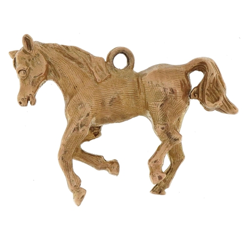 23 - 9ct gold horse charm, 2.9cm wide, 8.2g