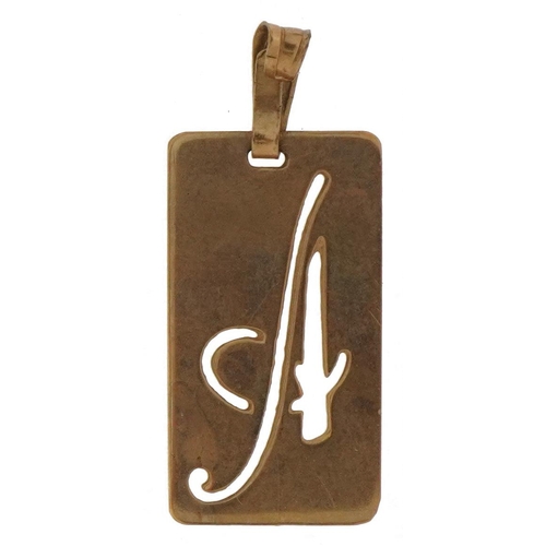 499 - 9ct gold initial A pendant, 2.5cm high, 0.7g