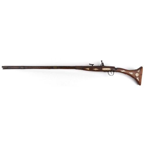 1426 - Middle Eastern flintlock hunting musket with carved bone inlay, 135cm in length