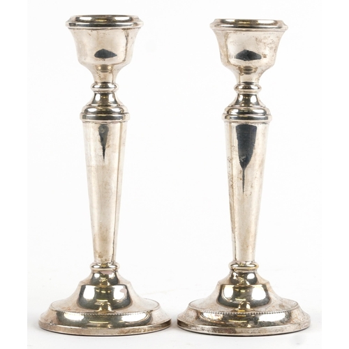 47 - Cohen & Charles, pair of Elizabeth II silver tapering candlesticks, Birmingham 1963, 18.5cm high, 43... 