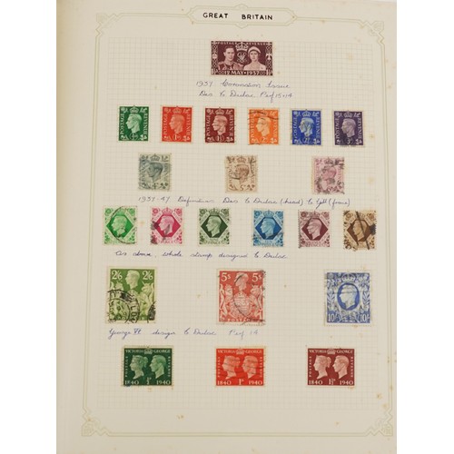 1698 - Collection of Commonwealth stamps arranged in three stamp albums