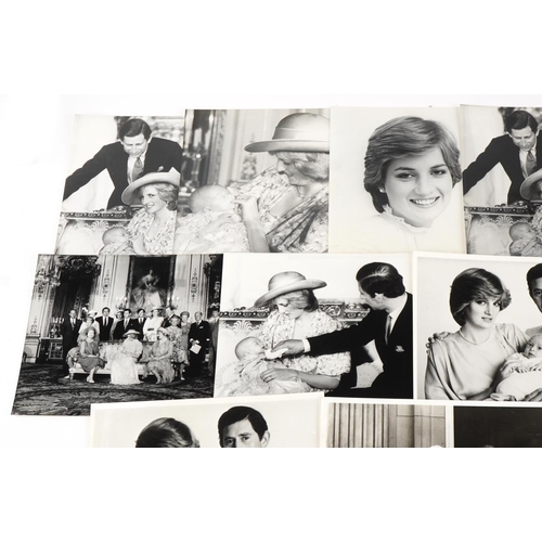 1661 - Royal interest Prince of Wales and Lady Diana Spencer black and white wedding press photographs and ... 