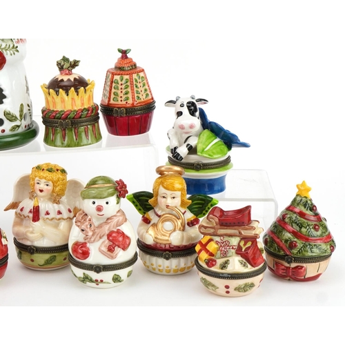 2267 - Eighteen Villeroy & Boch trinket boxes including examples in the form of snowmen, Father Christmas a... 