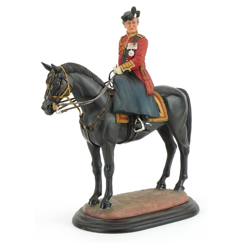 2305 - Ballantynes of Walkerburn, commemorative figure of Her Majesty Queen Elizabeth II Trooping the Colou... 