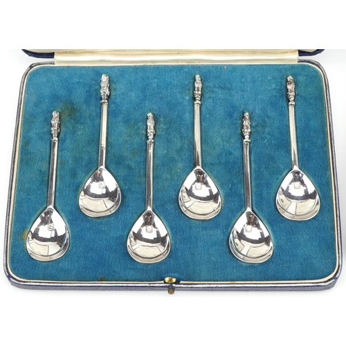 399 - Thomas Bradbury & Sons Ltd, set of six silver teaspoons with lion terminals and a set of six silver ... 