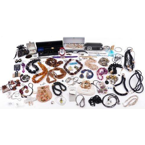 3736 - Vintage and later costume jewellery, wristwatches and objects, some silver, including enamelled broo... 