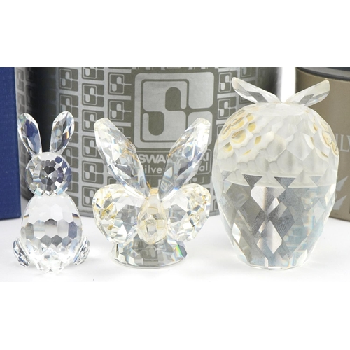 2280 - Swarovski crystal with boxes including a butterfly and rabbit, the largest 5cm high