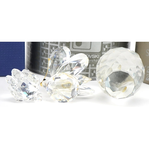 2280 - Swarovski crystal with boxes including a butterfly and rabbit, the largest 5cm high