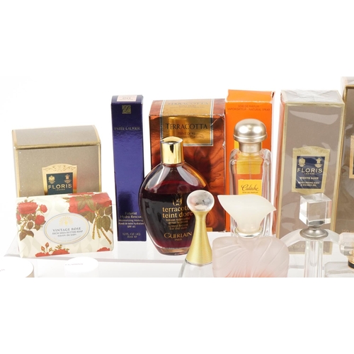 1068 - Ladies toiletries including Estee Lauder Futurist Hydra Rescue, No 7 Lift & Luminate Triple Action n... 