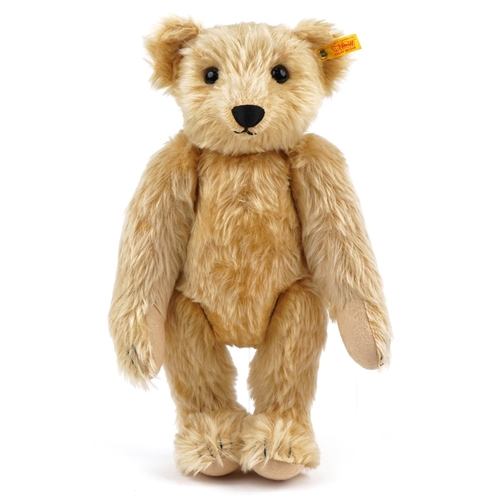 1150 - Steiff teddy bear with growler and jointed limbs, serial number 000393, 40cm high