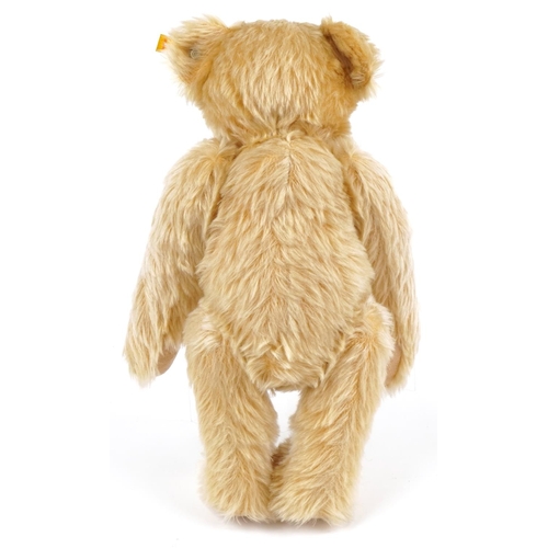 1150 - Steiff teddy bear with growler and jointed limbs, serial number 000393, 40cm high