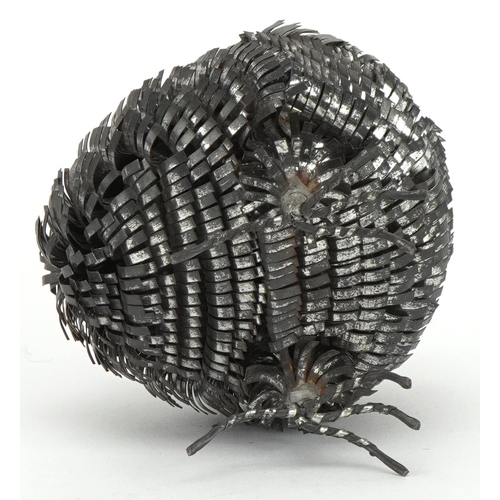 611 - Attributed to Sergio Bustamante, Brutalist metalwork sculpture of a stylised owl, 11cm high