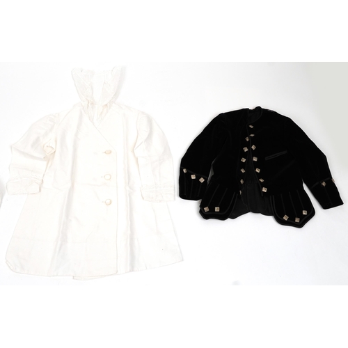 1087 - Early 20th century and later children's clothing including Peter Robinson Ltd Naval type smock and a... 