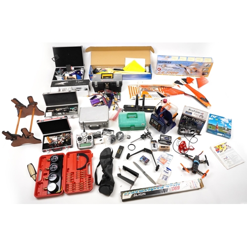 1250 - Radio control mechanics and accessories including MacGregor controller, Irvine fuelling station, Ali... 