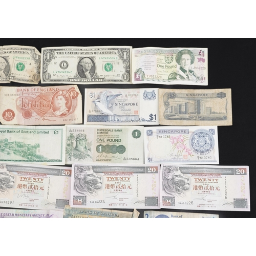 1624 - Collection of world banknotes including United States of America and Scotland