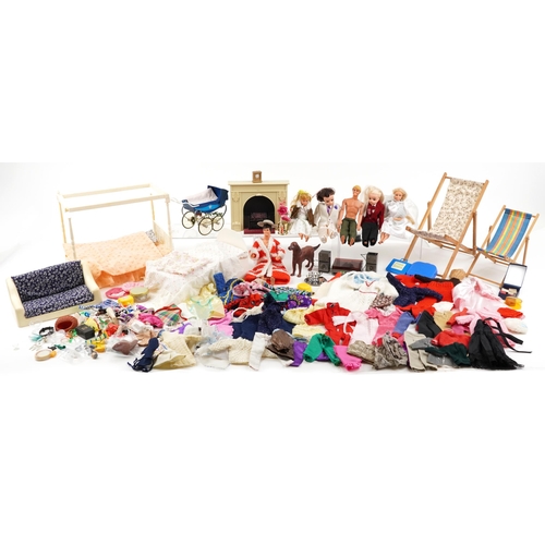 1196 - Collection of predominantly 1960s and later Sindy, Barbie and Ken dolls clothing and accessories inc... 