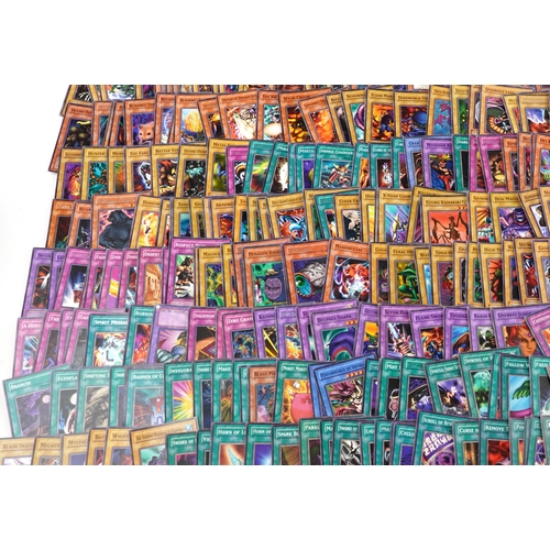 1170 - Large collection of vintage and later Yu-Gi-Oh! trade cards