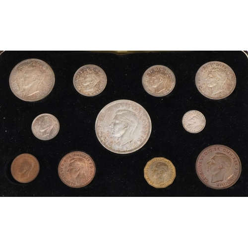 1529 - George VI 1937 specimen coin set housed in a fitted case