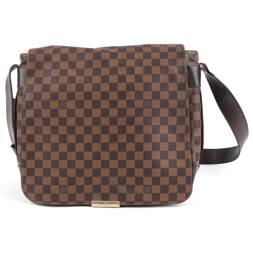 1072 - Louis Vuitton men's Damier shoulder Bastille, 39cm wide