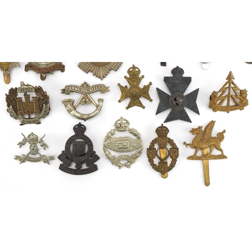 1381 - Military interest cap badges including Royal Engineers, The Lancers, Lincolnshire, Bedfordshire, Aus... 