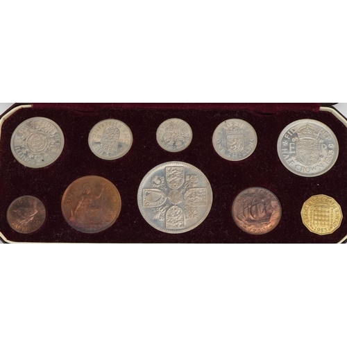 1533 - Elizabeth II 1953 specimen coin set with fitted case by The Royal Mint