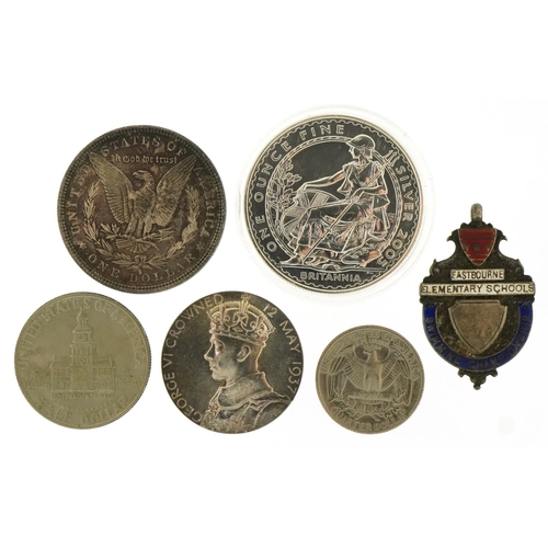 1575 - Antique and later British and American coinage, commemorative medallion and Eastbourne Elementary Sc... 