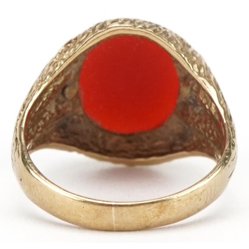 3082 - 9ct gold carnelian signet ring with engraved setting, size Q, 5.5g